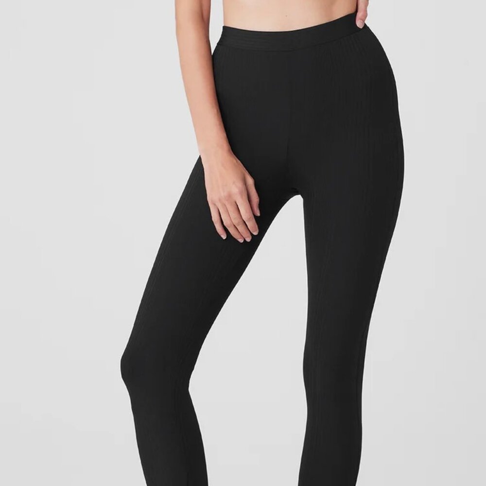 NEW Alo High-Waist 7/8 Run It Back Legging in Black Ribbed